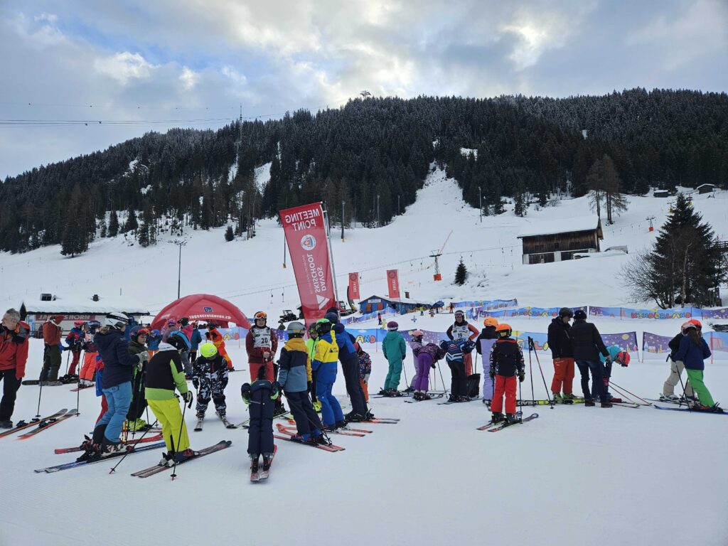 Die Kinder in Davos gehen während des WEFs nicht zur Schule, sondern auf die Piste.